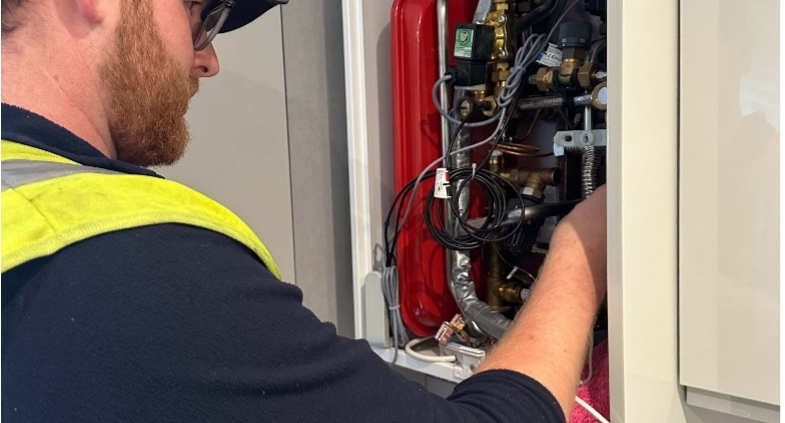 We Maintenance And Servicing Image